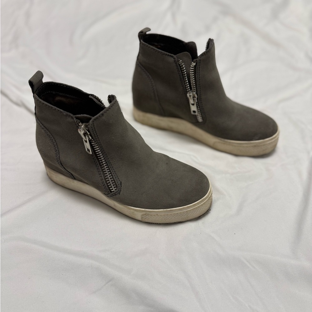 Steve Madden Gray Wedge Sneakers